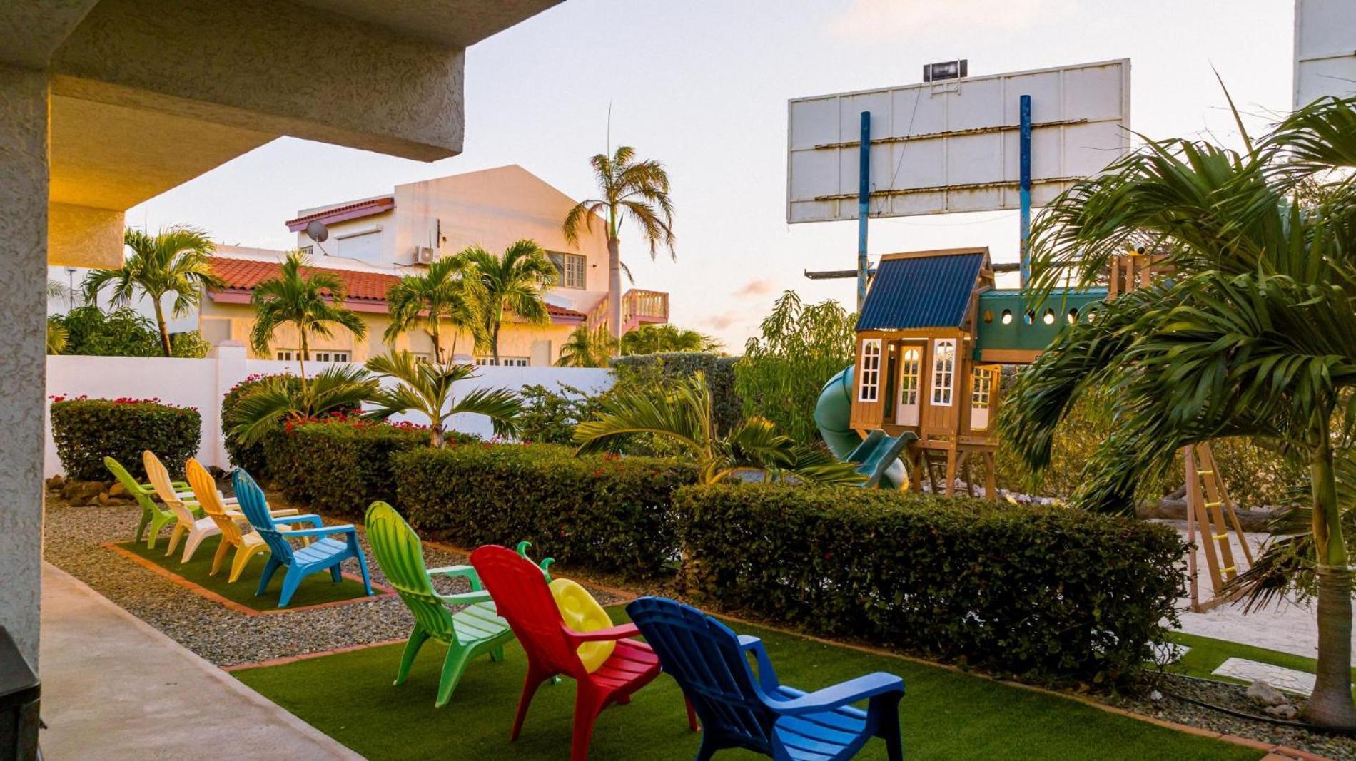 Koyari Modern Condos 9Br 7Ba Sleeps 26 W/ Pool And Roof Deck Palm Beach Luaran gambar