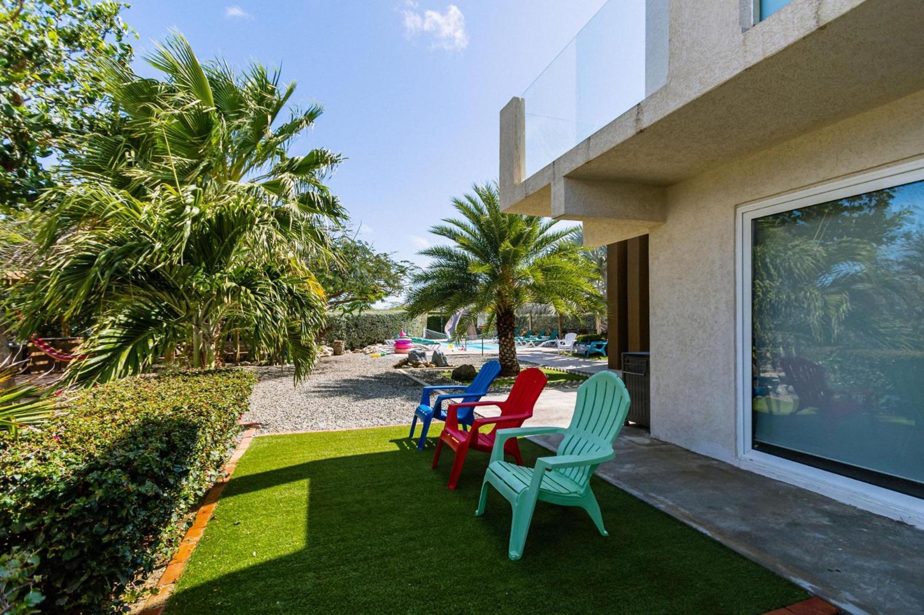 Koyari Modern Condos 9Br 7Ba Sleeps 26 W/ Pool And Roof Deck Palm Beach Luaran gambar