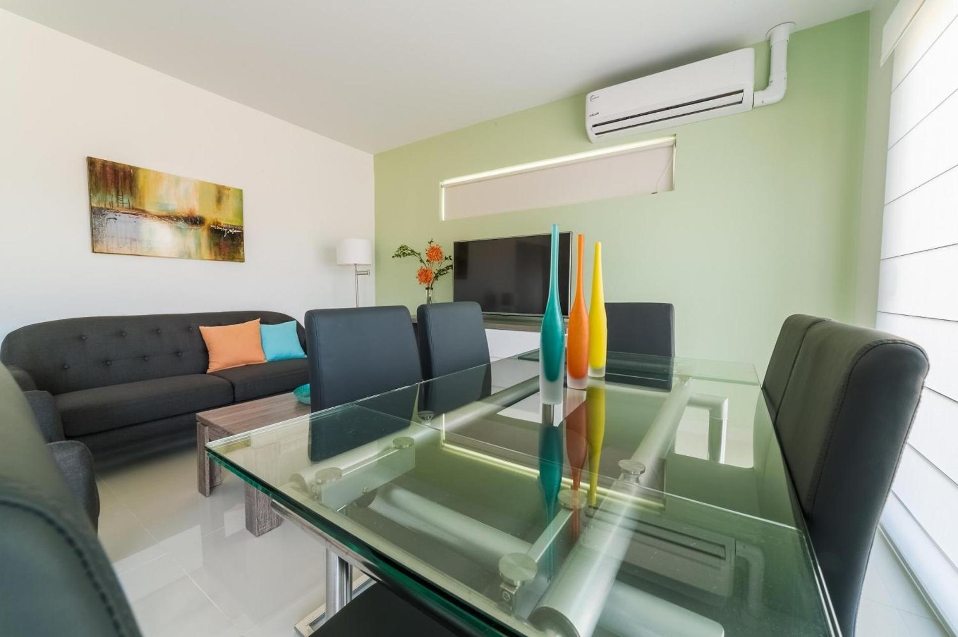 Koyari Modern Condos 9Br 7Ba Sleeps 26 W/ Pool And Roof Deck Palm Beach Luaran gambar